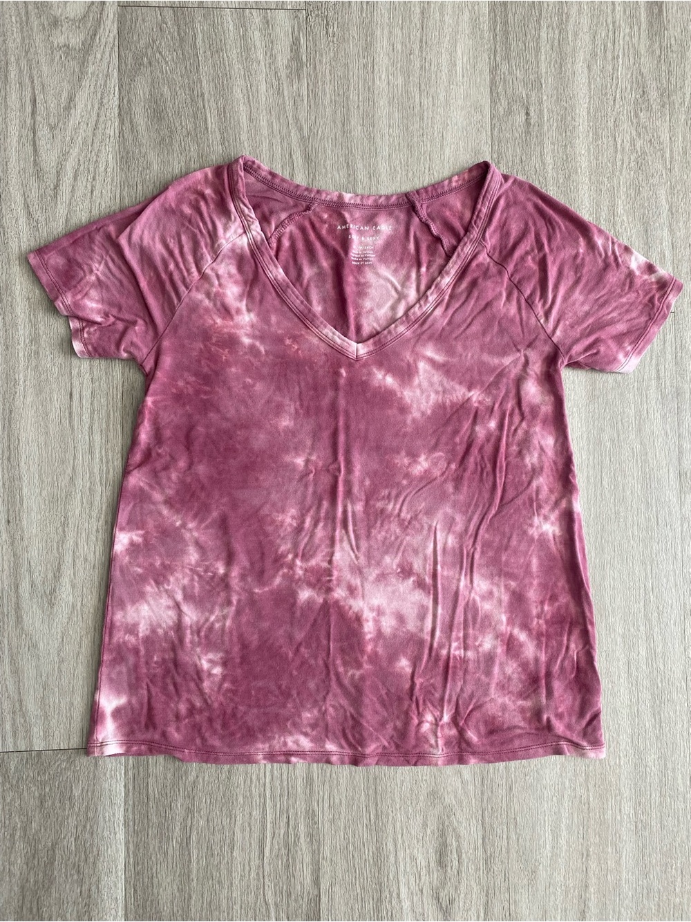 American Eagle Outfitters Soft and Sexy V-Neck Pink Tie-Dye Tee Women’s XS